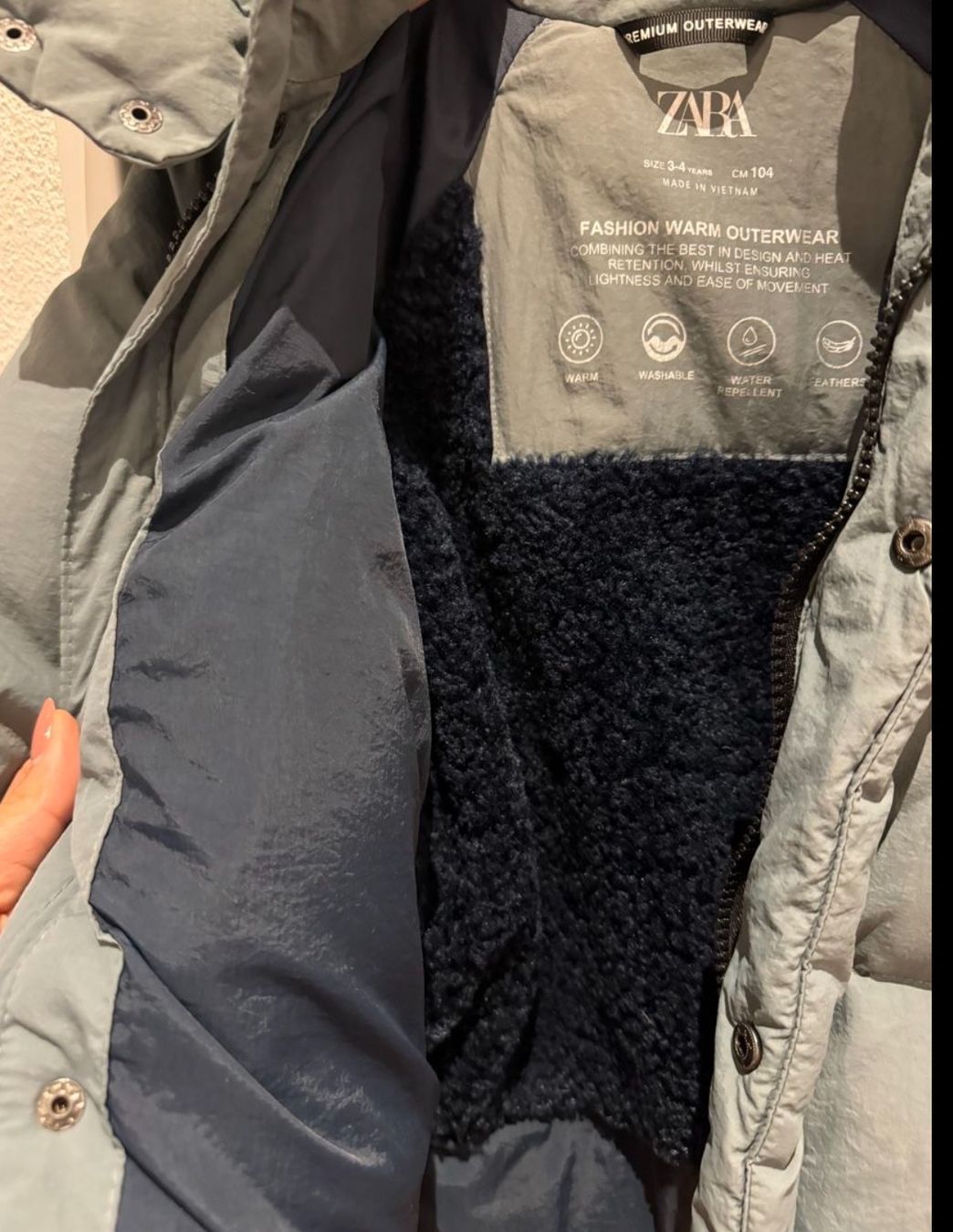 Zara Giacche & Cappotti: Daunen-Kinderwinterjacke, Grösse 104 – Nuovo (secondo la descrizione) da Zug venduto da dani1529 3