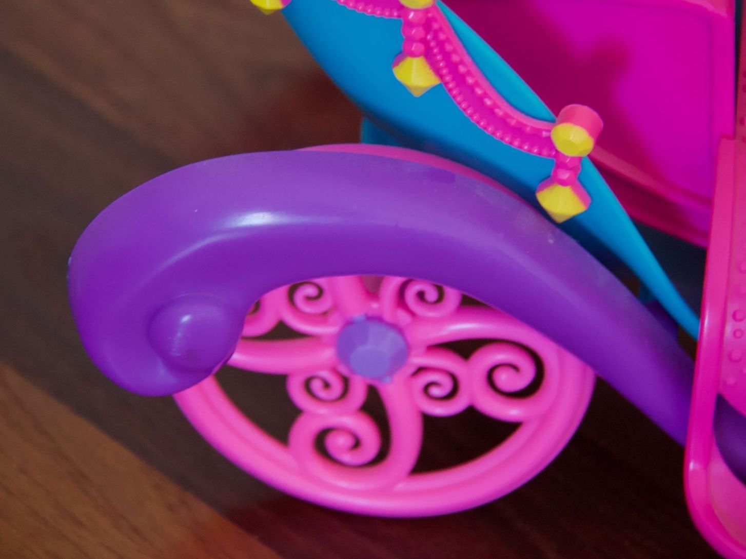 Spielzeuge: BARBIE Kutsche mit Einhorn, ab 3 Jahren – Neu (gemäss Beschreibung) aus Uetikon am See von Vil4523 8