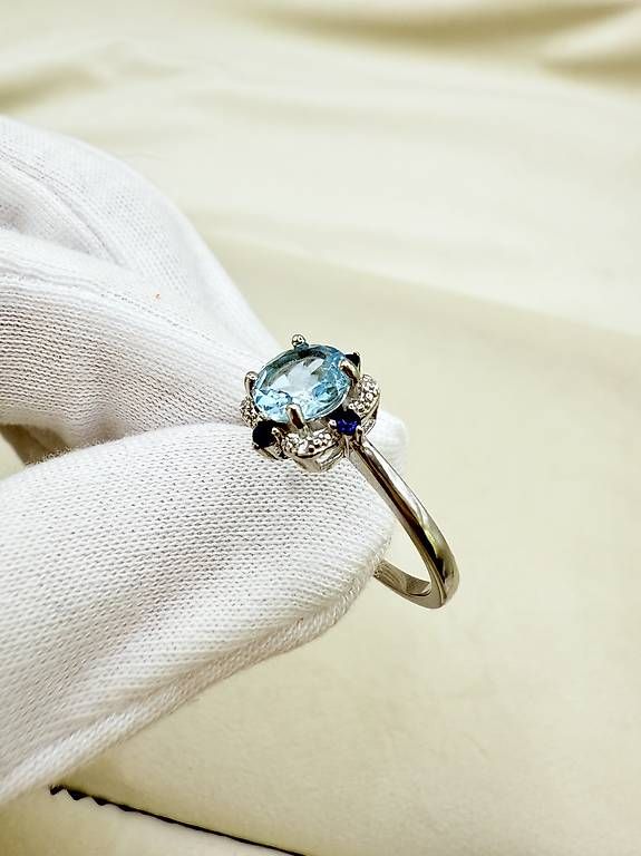 Anelli: Eleganter 925er Silberring mit Sky Blue Topas – Usato da Thalwil venduto da han_2b8c 8