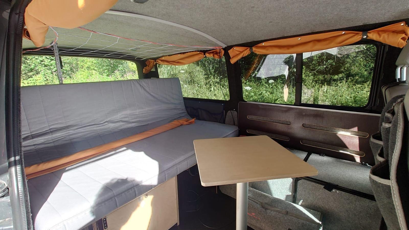 VW Veicoli da campeggio: Vw t5 4 motion – Usato da Montreux venduto da Julbulle 5