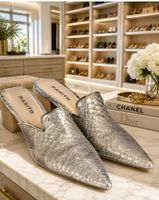 Pasito Slipper / Mules in Silber-Metallic mit Schlangenoptik