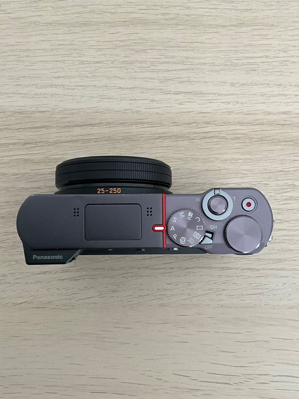 Panasonic Fotocamera: PANASONIC Lumix DMC-TZ100 – Difettoso da Morges venduto da KamitE 2