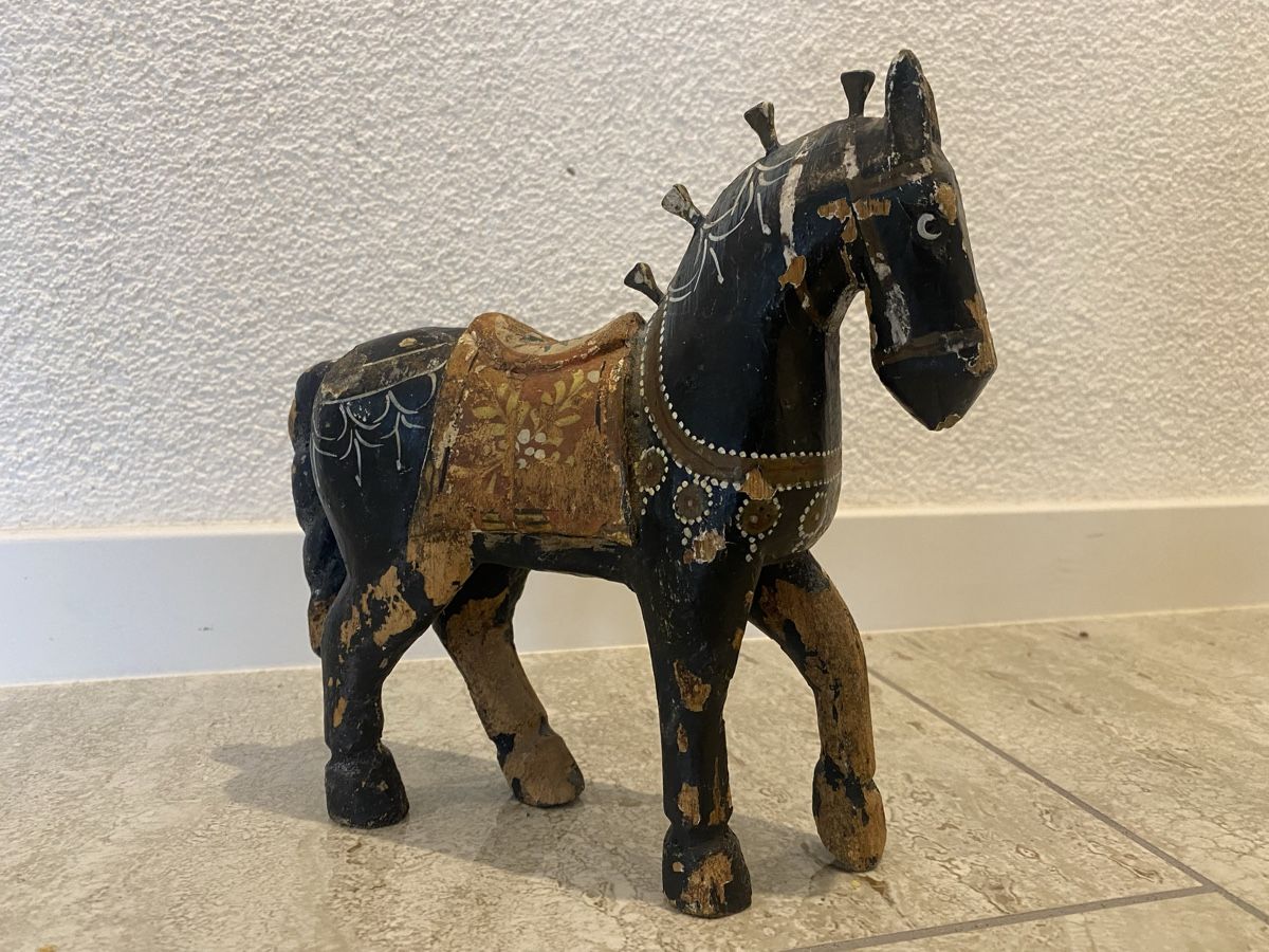 Figuren: Antike Holzferd – Gebraucht aus Birrwil von Bendegriz 1