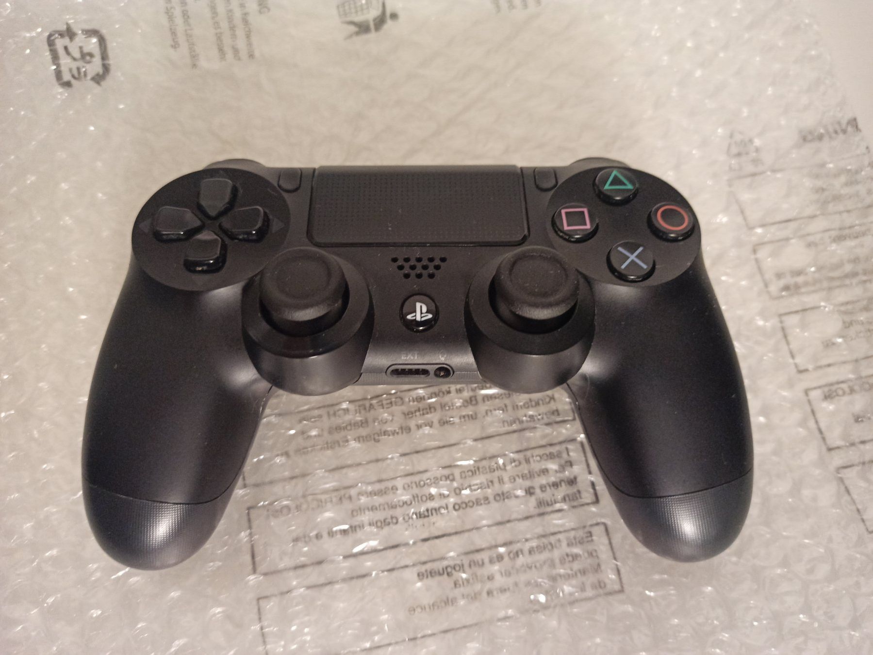 Controller: Original Controller Sony PS4 Wireless DualShock 4 V1 – Usato da Oberweningen venduto da mar_87mx 1