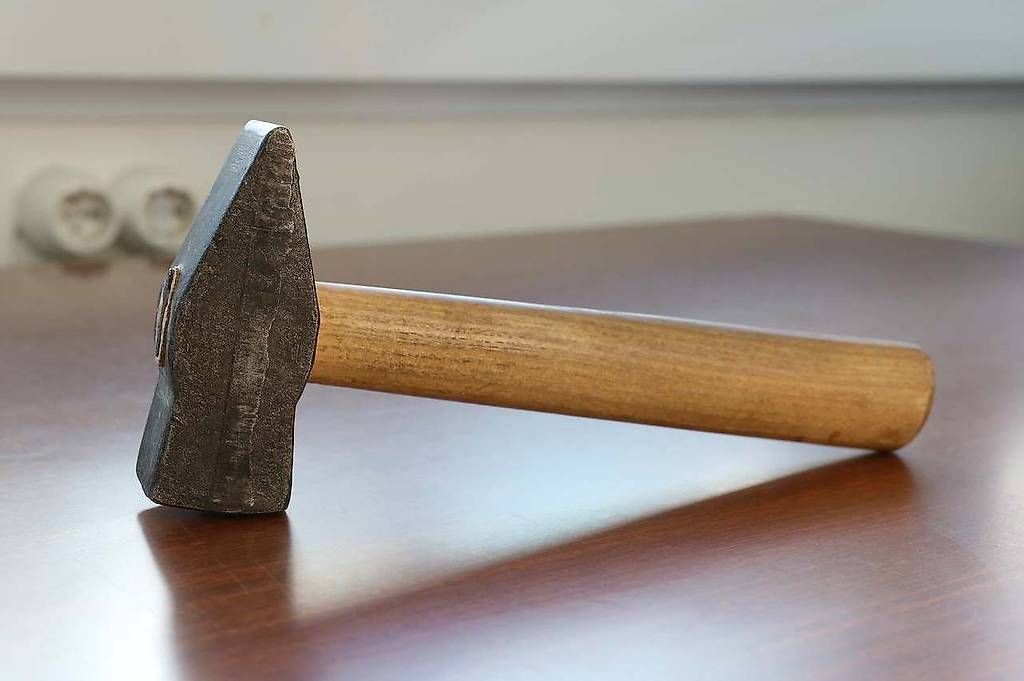 Tutti gli attrezzi: Fäustel Schlegel Hammer – Usato da Biel/Bienne venduto da Fischera 1