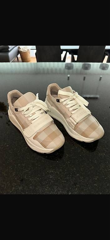 Burberry Scarpe da uomo: Burberry Damenschuhe Gr. 38 – Usato da Ennenda venduto da SAMOURAI02 3