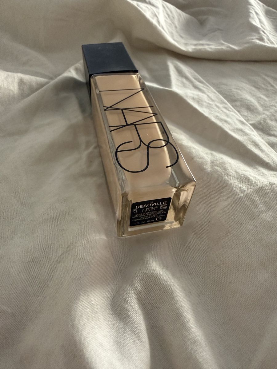 Nars Maquillage: Nars Foundation 'deauville' – D'occasion à Münchenstein par michelle95 2
