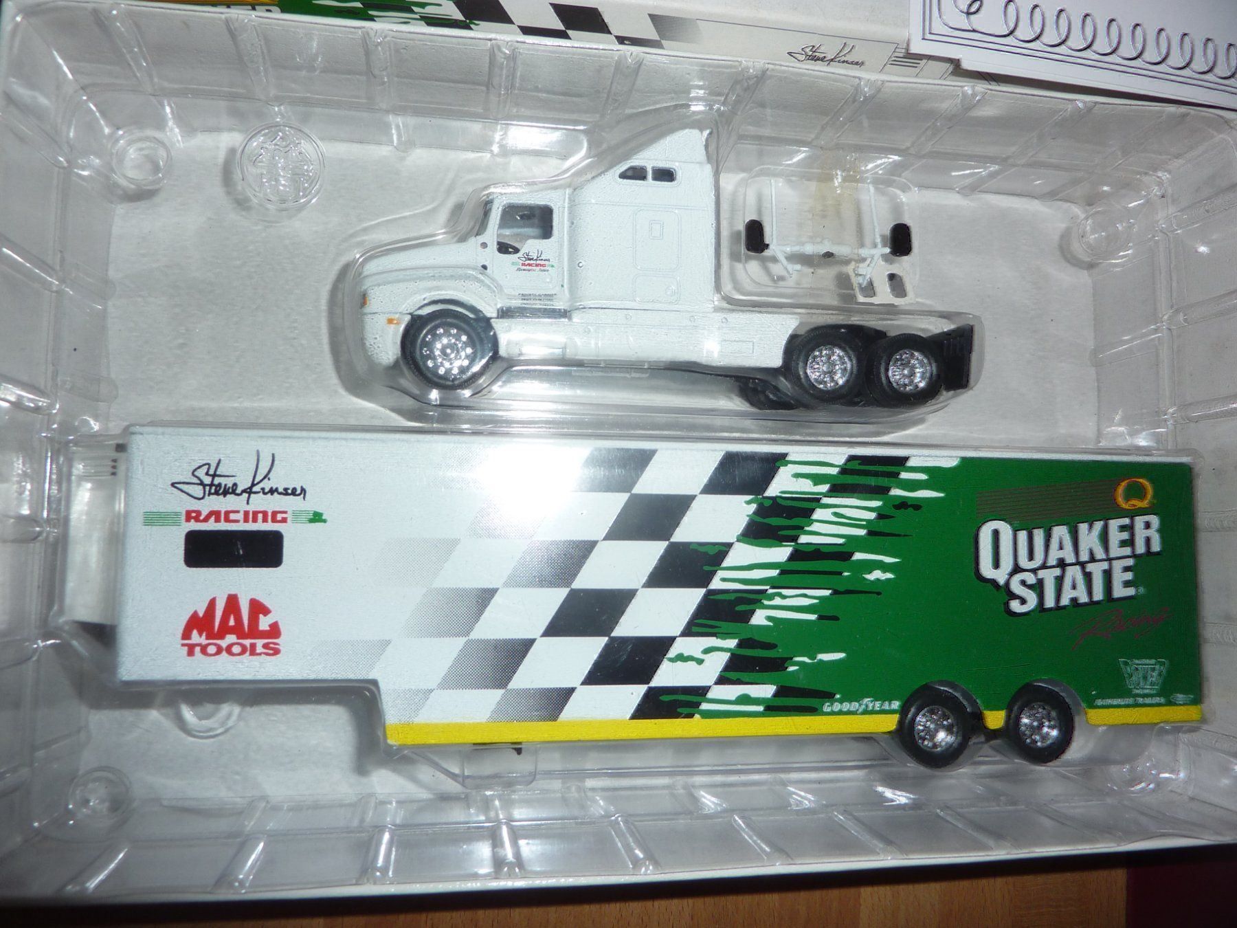 Voitures modèles: QUAKER STATE LKW – Neuf avec emballage d'origine à Balsthal par bouteliee 1