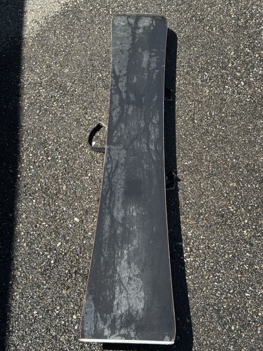 Board: Planche de Snowboard Lacroix Falcon 154cm, fixations Wombat – Usato da Chêne-Bougeries venduto da Olidemie 3