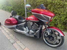 Victory Magnum zu verkaufen