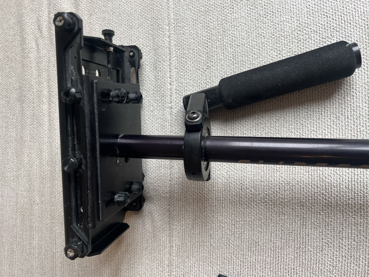 Treppiedi & Teste: Glidecam HD-4000 Handheld Kamerastabilisator – Usato da Zug venduto da ced_8wh6 1