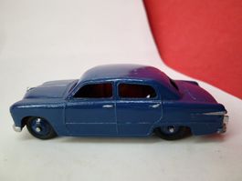 DINKY TOYS - Ford Sedan - blau ! -  restauriert