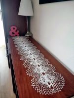Neu! Elegante Spitze gehäkelt, weiss, 23,5 x108 cm bügelfrei