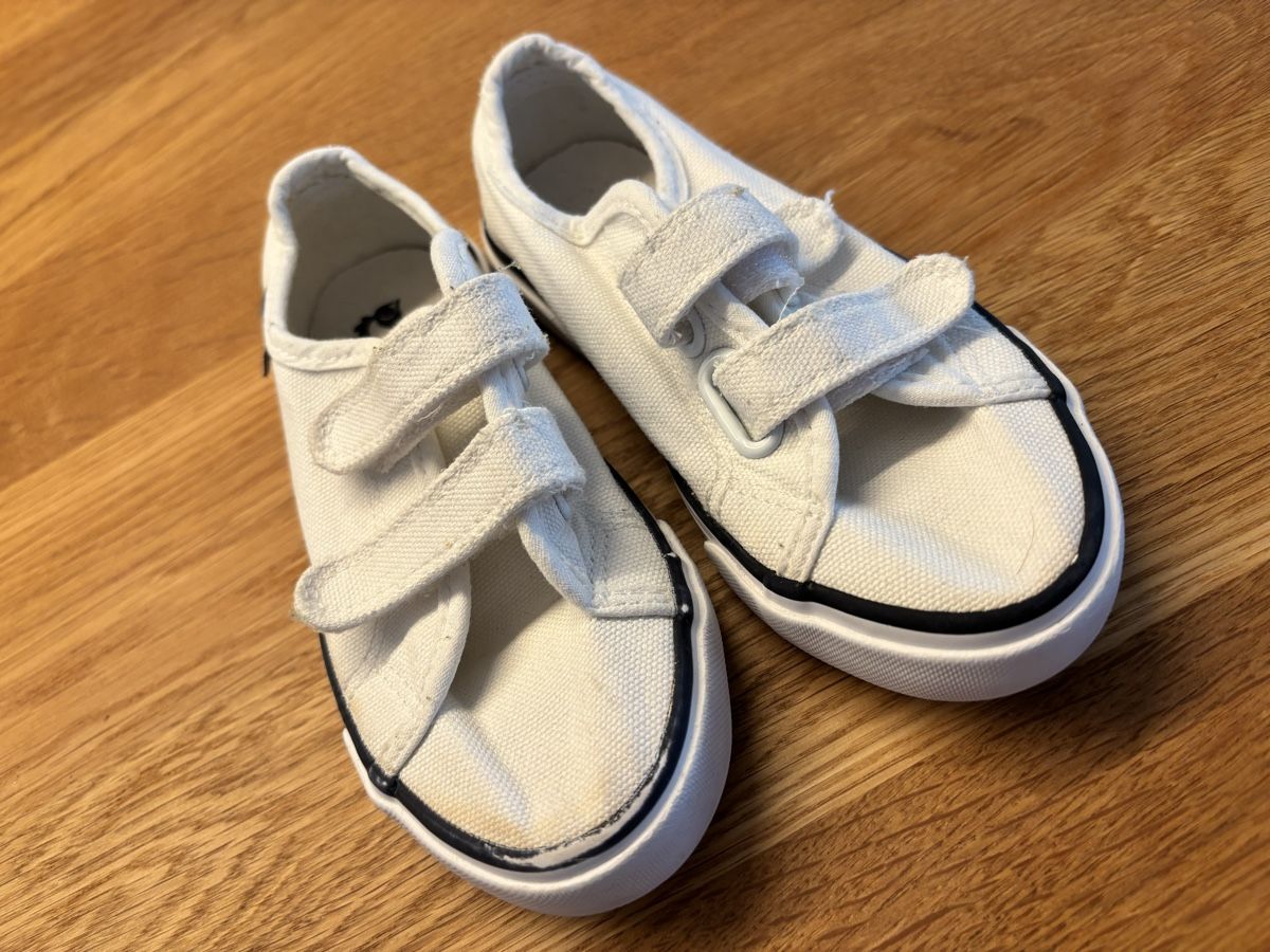 Schuhe für Jungen: Stoffschuhe – Gebraucht aus Muhen von Claudi1985