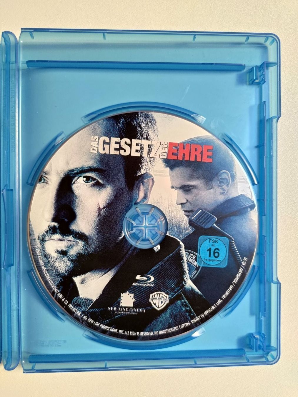 Tous les DVDs: Das Gesetz der Ehre – D'occasion à Liestal par Kratzilla 1