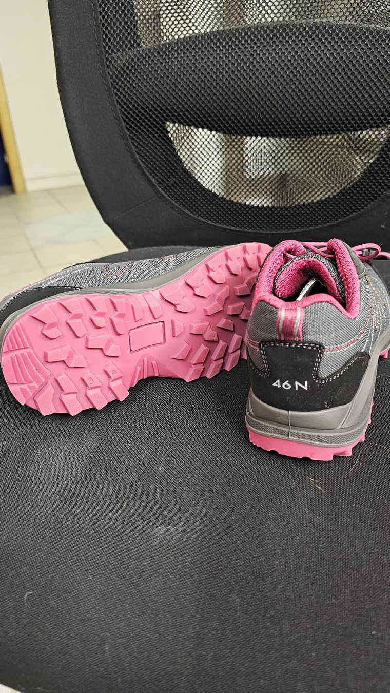 Scarpe per ragazzi: Wanderschuhe – Usato da Niedergösgen venduto da MG46 3