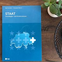Hep Staat. Grundlagen- und Strukturwissen
