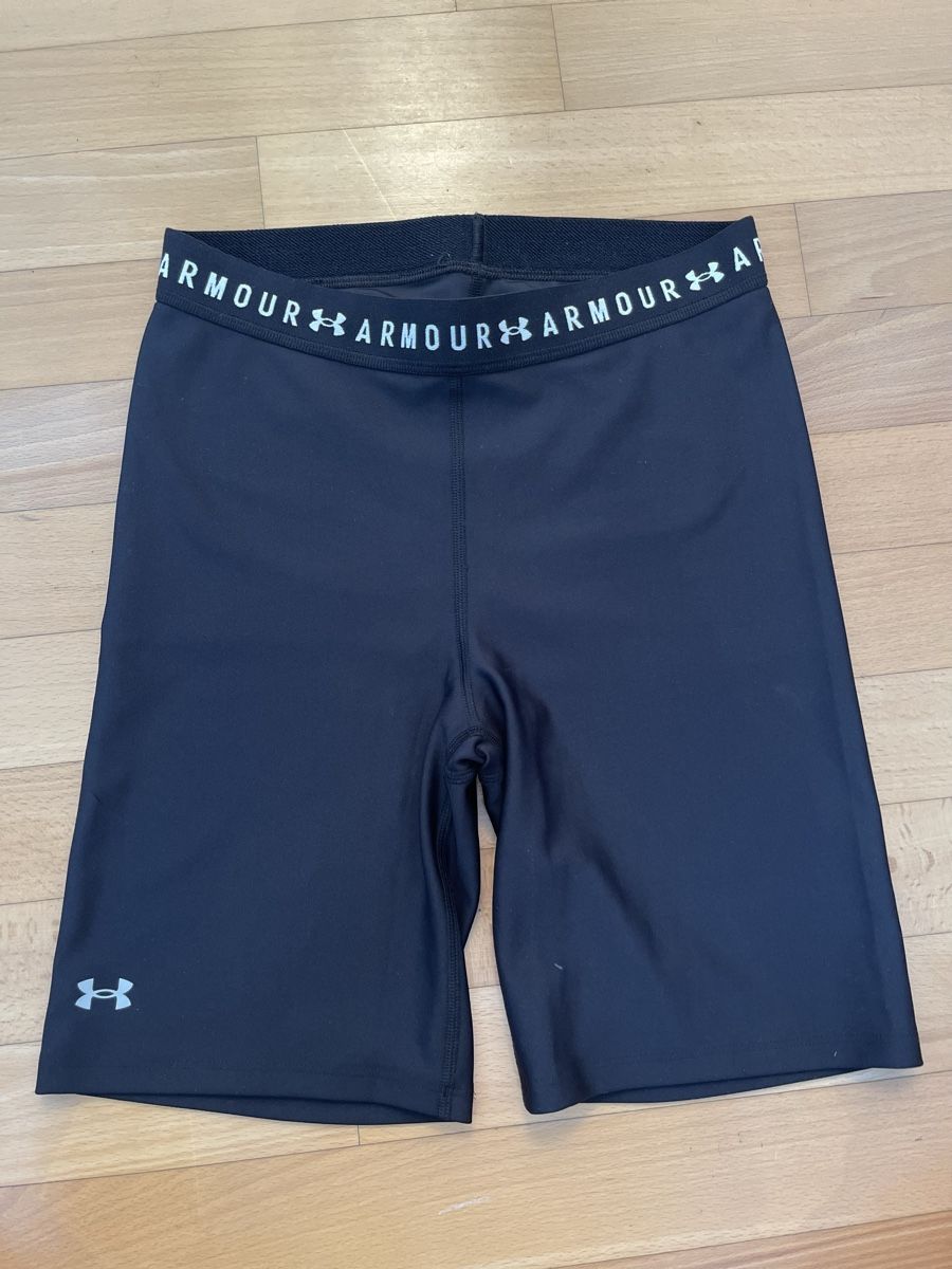 Under Armour Leggings: Under Armour biker shorts M – Neu (gemäss Beschreibung) aus Castagnola von Car2X2N