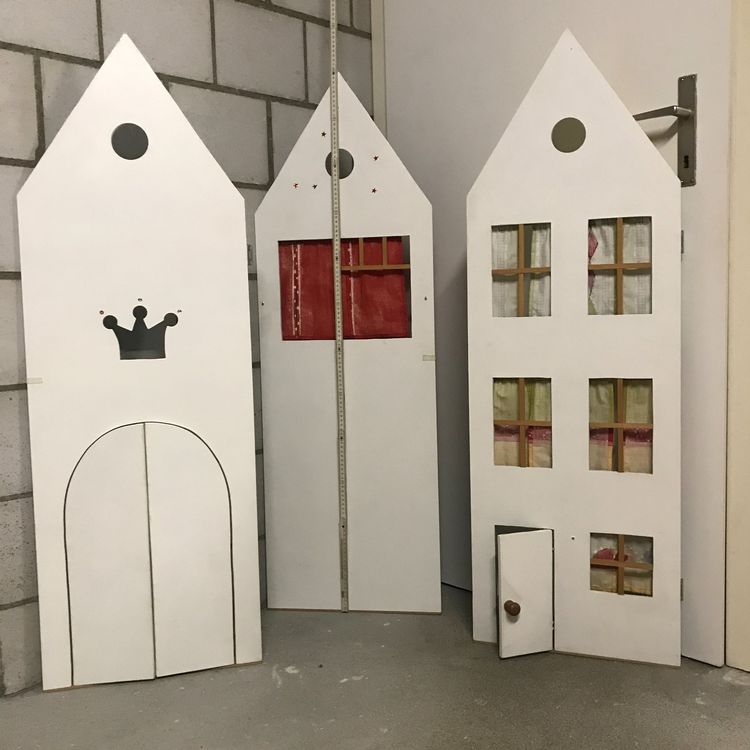 Cobee Puppenhaus Möbel Set Aus Holz - 12-teilig Mit Familienpuppen