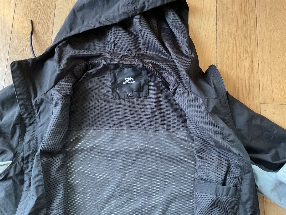 Giacche: Herren Windjacke Gr XS grau/schwarz – Usato da Trimbach venduto da Lexli11 4