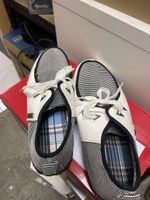 Chaussures basses homme noir et blanc style décontracté
