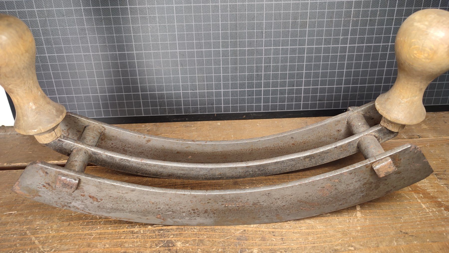 Coltelli da cucina: Wunderschönes altes Wiegemesser Doppel-Klinge – Usato da Gelterkinden venduto da MYSTOREFORYOU4460 3