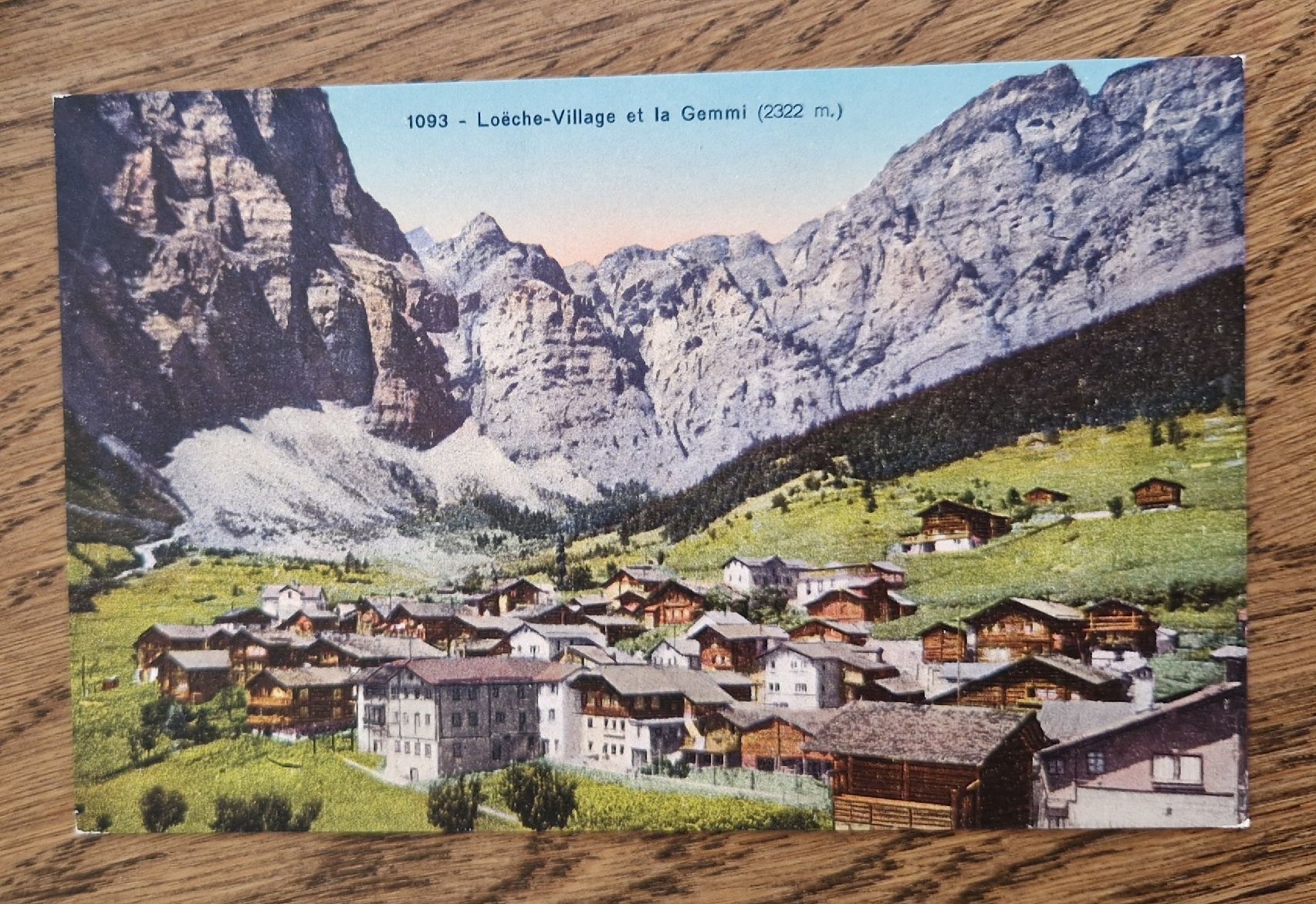 Cartoline postali: Loèche-Village / Leuckerbad mit Gemmi – Usato da Ebikon venduto da Donar50