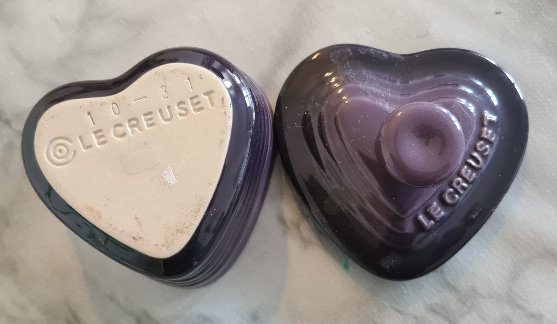 Le Creuset Töpfe: Le Creuset Herz lila mini cocotte – Gebraucht aus Winterthur von bibummi 5