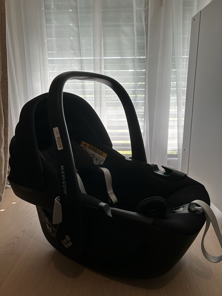 Maxi-Cosi Bauch- & Rückentragen: Maxi-Cosi Babyschale Pebble 360 – Gebraucht aus Horgen von sam-meth 2