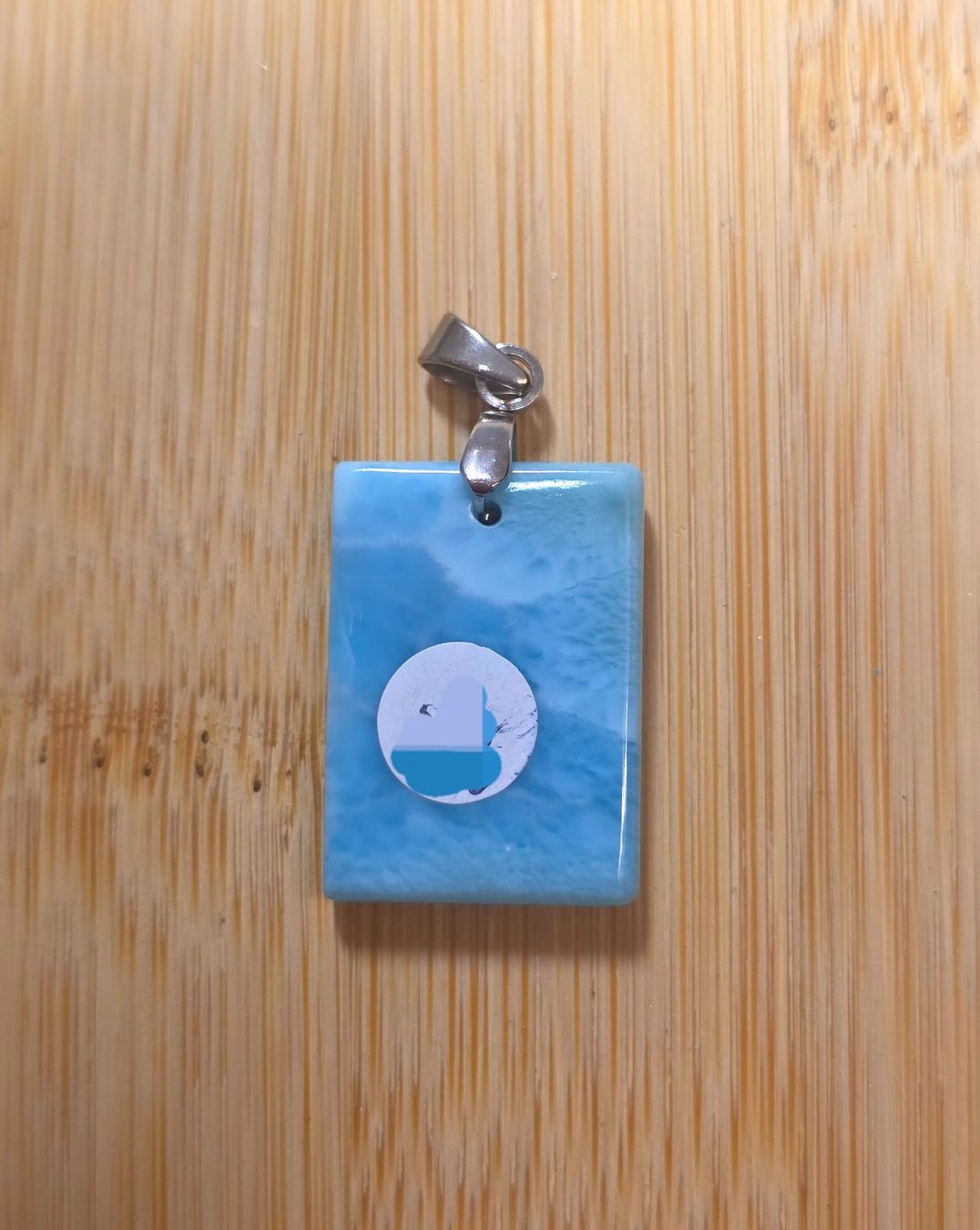 Minerali & Pietre curative: Top Larimar Anhänger mit Metallöse – Nuovo e nell'imballaggio originale da Matzingen venduto da Shay_Crystalz 1