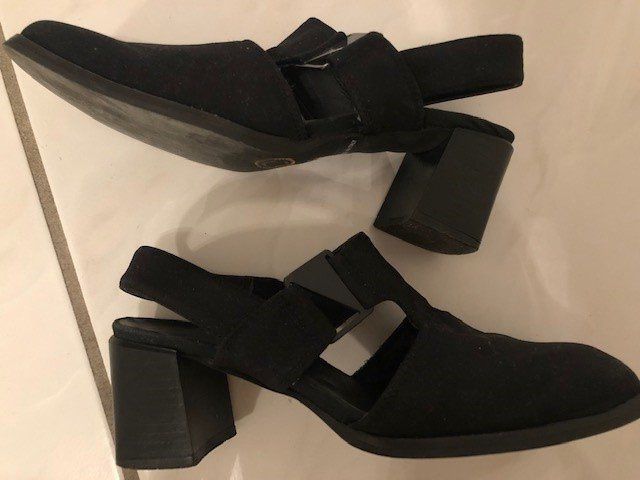Scarpe da donna: Damenschuhe schwarz – Usato da Gutenswil venduto da walker60 6