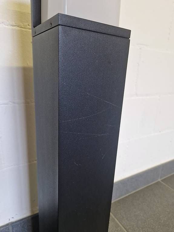 Lampade: Aussenleuchten höhe 60cm, gebraucht – Usato da Tuggen venduto da Laui10 3