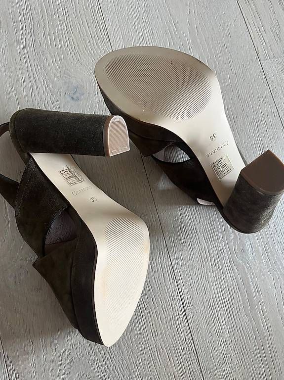 Damenschuhe: sommerliche Absatzschuhe aus Leder – Gebraucht aus Thun von noe_5tzm 4