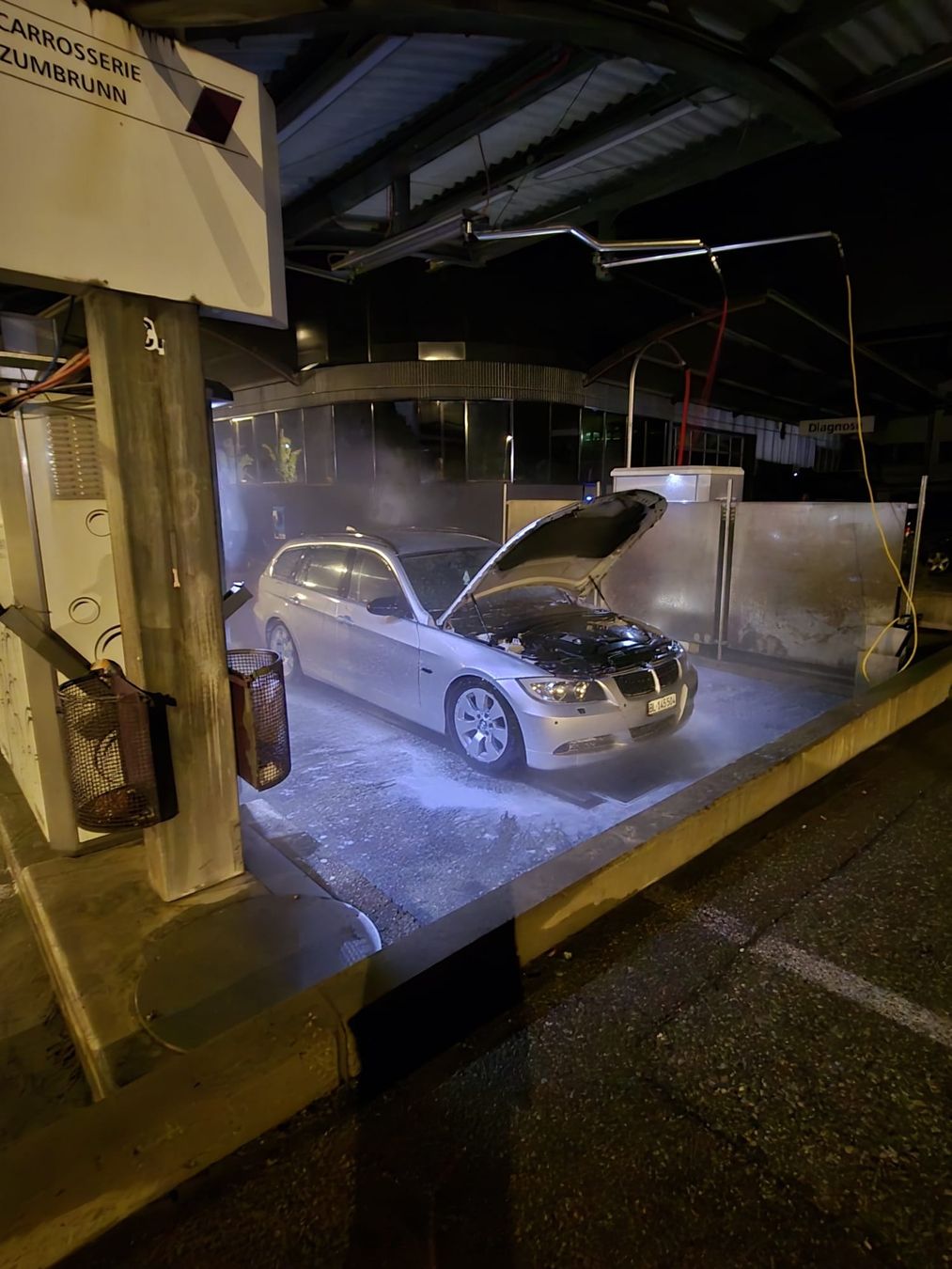 BMW Automobili: BMW 325i Touring – Usato da Liestal venduto da Ford_Power 2
