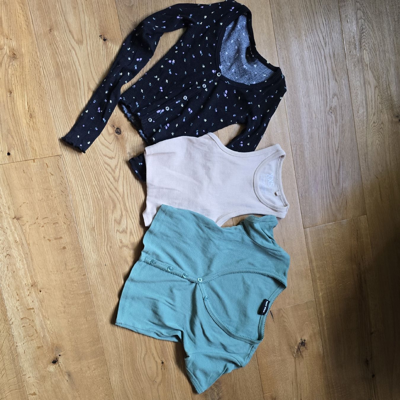 Camicette, T-shirt & Top: Shirt Set – Usato da Jenaz venduto da A-Team05