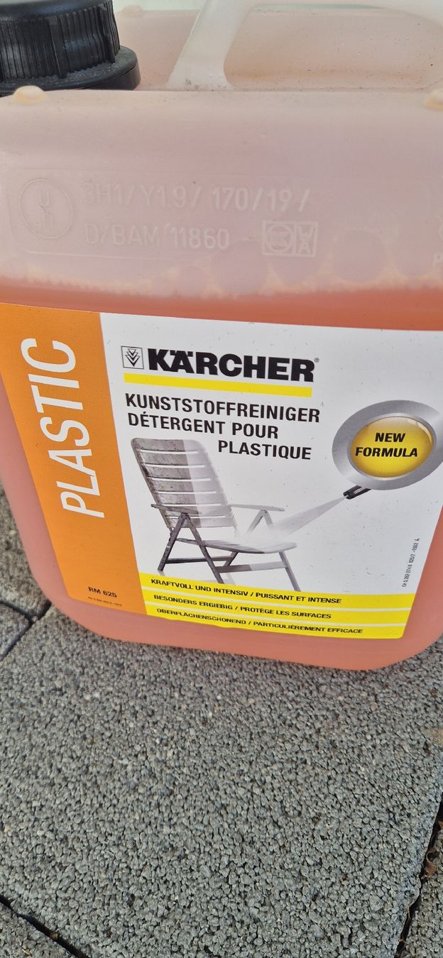 Kärcher Toutes les machines: Kärcher Kunststoffreiniger  – Neuf avec emballage d'origine à Grenchen par Heja1604