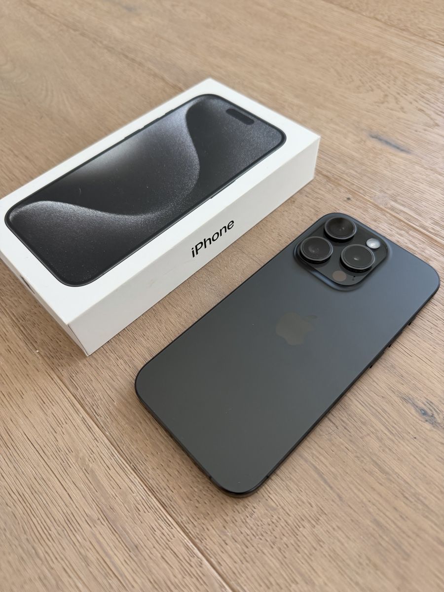 Apple Handys / Smartphones: Apple iPhone 15 Pro 512 GB Black Titanium – Gebraucht aus Freienbach von mar_2nw2 1