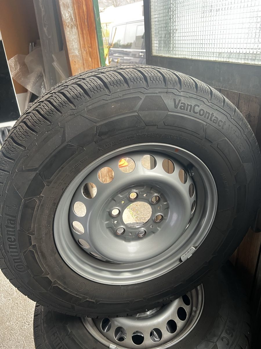 Pneus & Kompletträder: 225/75R16C Winterräder Mercedes Sprinter 4x4 – Gebraucht aus Fällanden von wal_6qgk 4