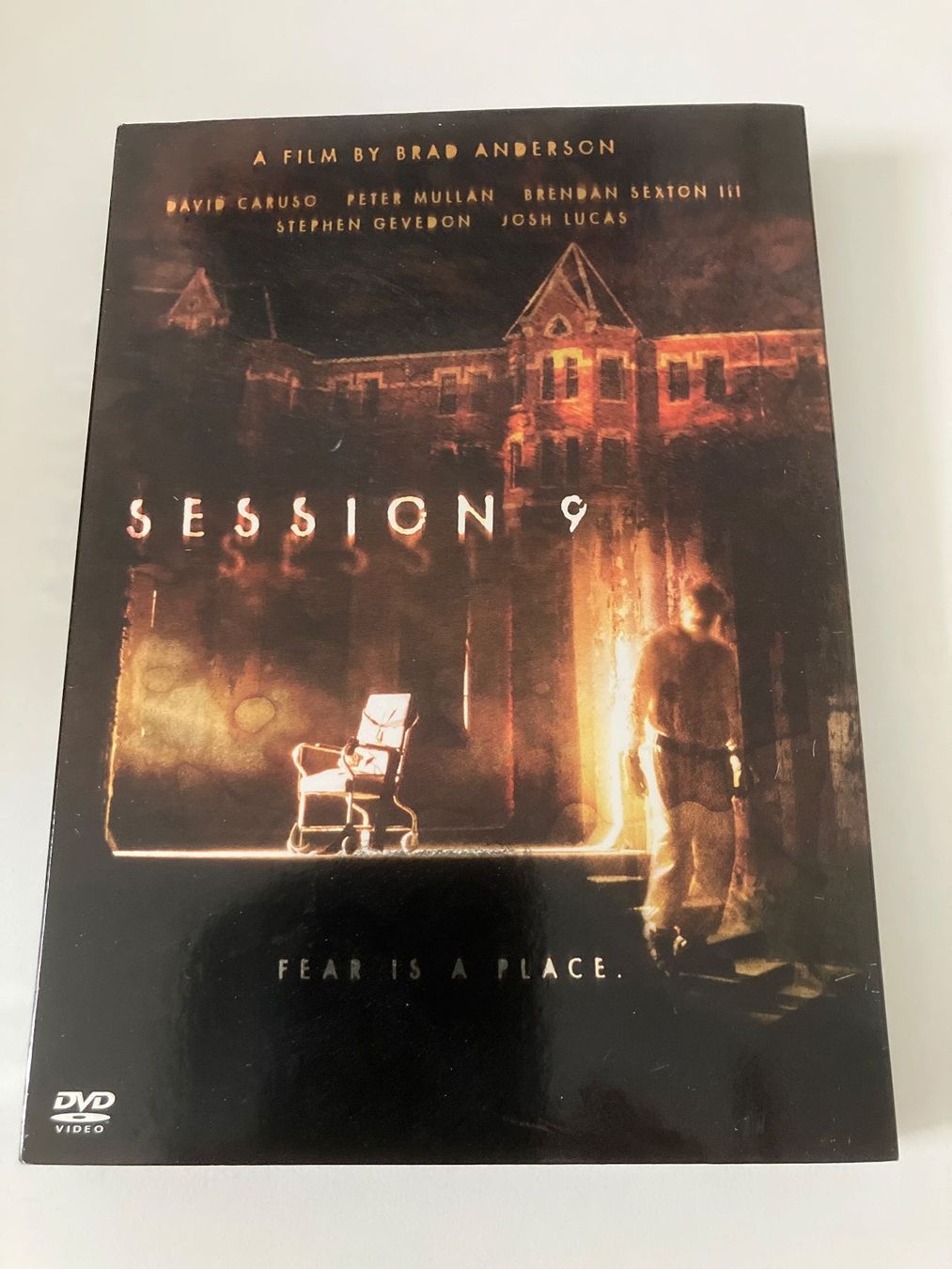 Alle DVDs: Session 9 (DVD) Caruso, Mullan, Lucas – Gebraucht aus Arbon von HelFer01