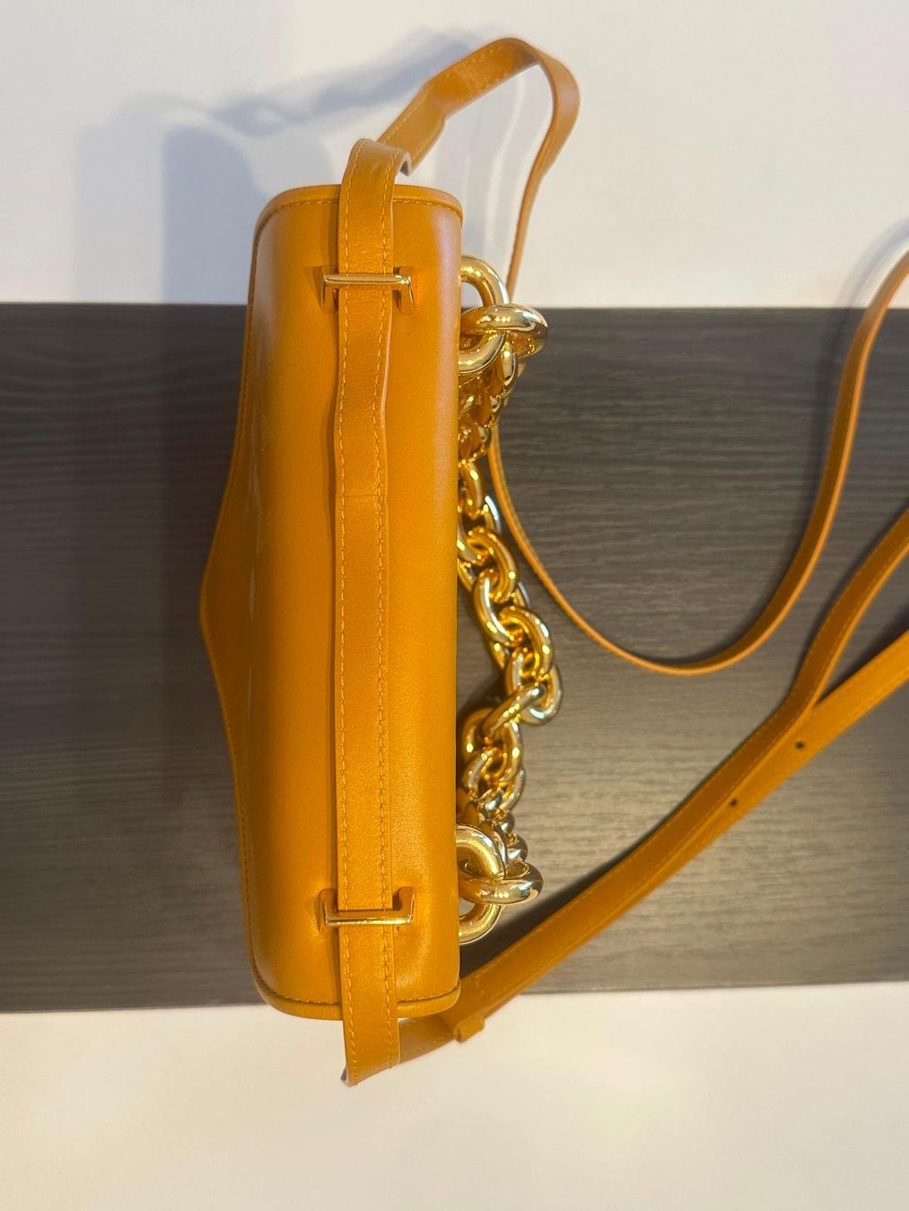 Bottega Veneta Taschen für Damen: Bottega Veneta Mount Medium Cod Shoulder Bag – Gebraucht aus Luzern von kim_g2tg 1