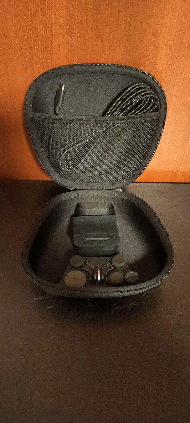 Microsoft Custodie protettive: Xbox Elite Series 2 Controller case with accessories – Usato da Zürich venduto da XXZHXX 1