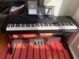 E-Piano Yamaha DGX 660