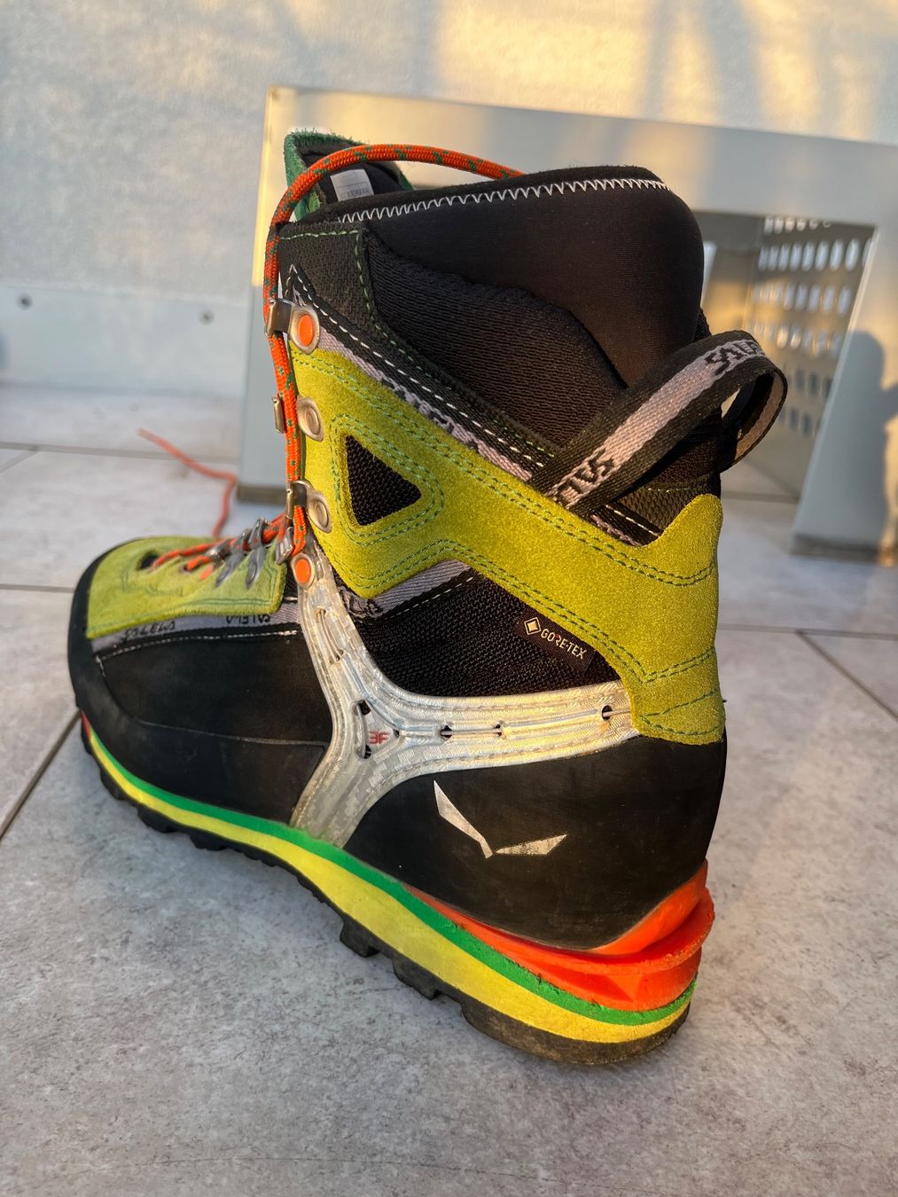 Salewa Scarpe da uomo: Wanderschuhe - Salewa Condor Evo GORE-TEX - Gr. 44 – Usato da Hirschthal venduto da Copen