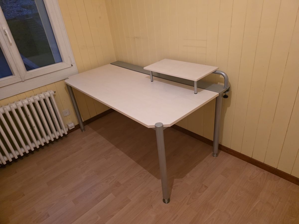 Scrivanie: Schreibtisch – Usato da Küssnacht am Rigi venduto da Patricg01