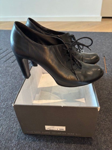 Scarpe da donna: Stiefeletten 'Robert del Carlo' – Usato da Triboltingen venduto da U_1965
