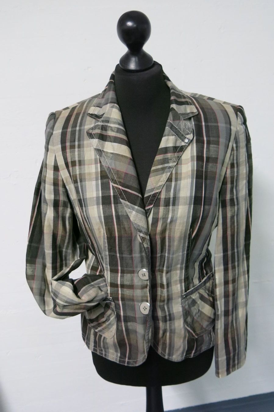 Giacche: Neuwertiger GERRY WEBER Blazer – Nuovo (secondo la descrizione) da Buchs ZH venduto da Edelschmuck