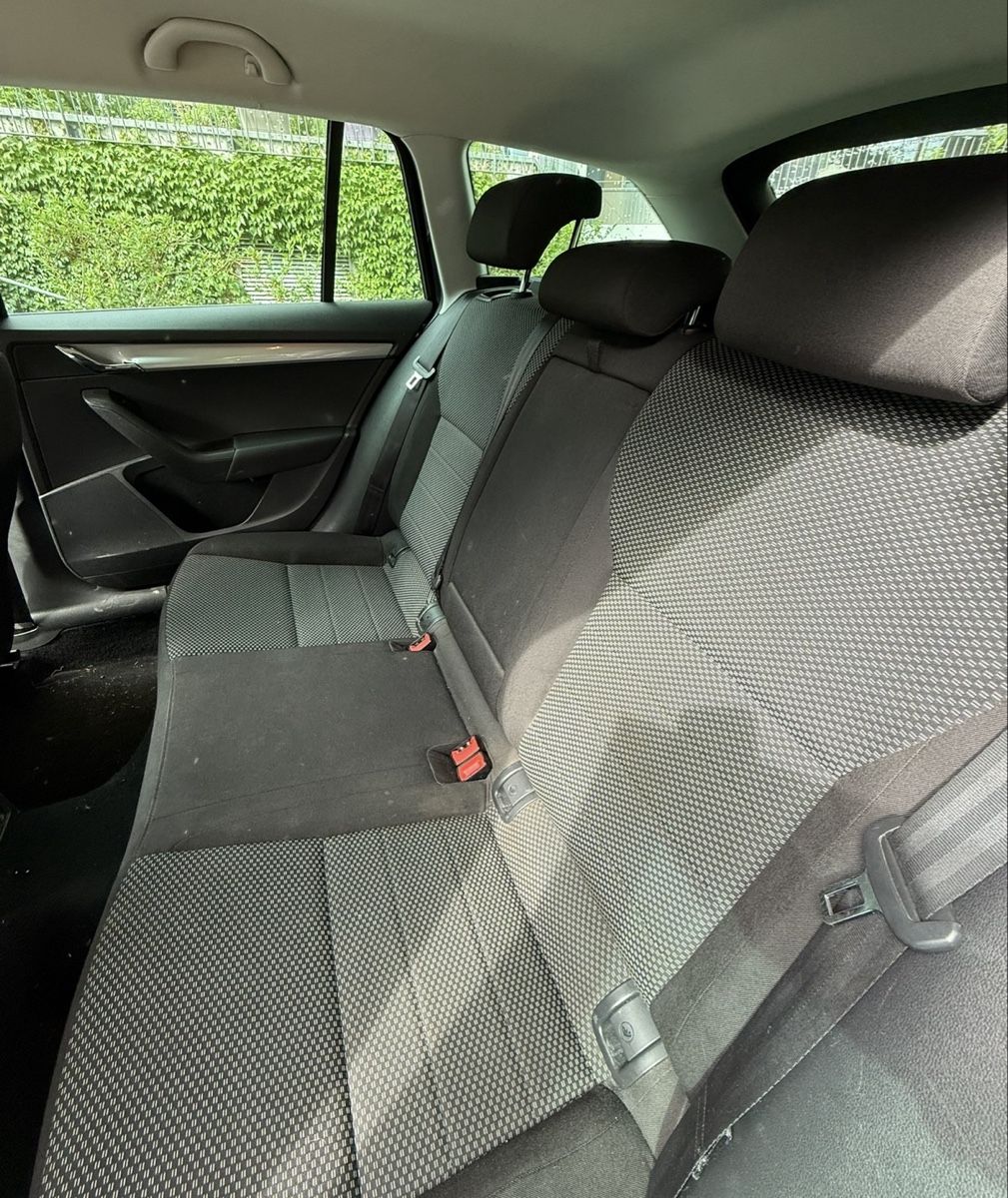 Skoda Automobili: SKODA Octavia 1.6TDI 4x4 – Usato da Cham venduto da kuhnaguero 4