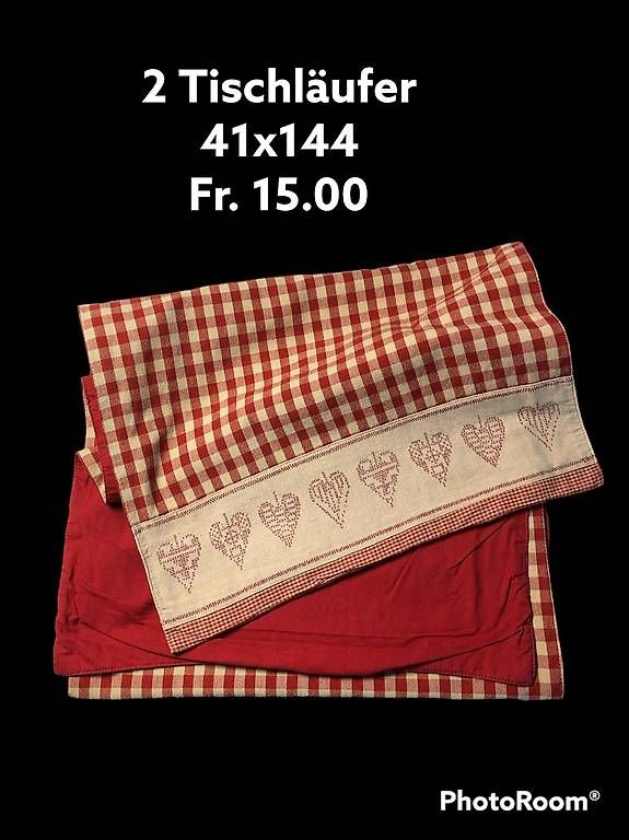 Altra biancheria da tavola: Tischläufer rot/weiss – Usato da Chur venduto da Alpkaese
