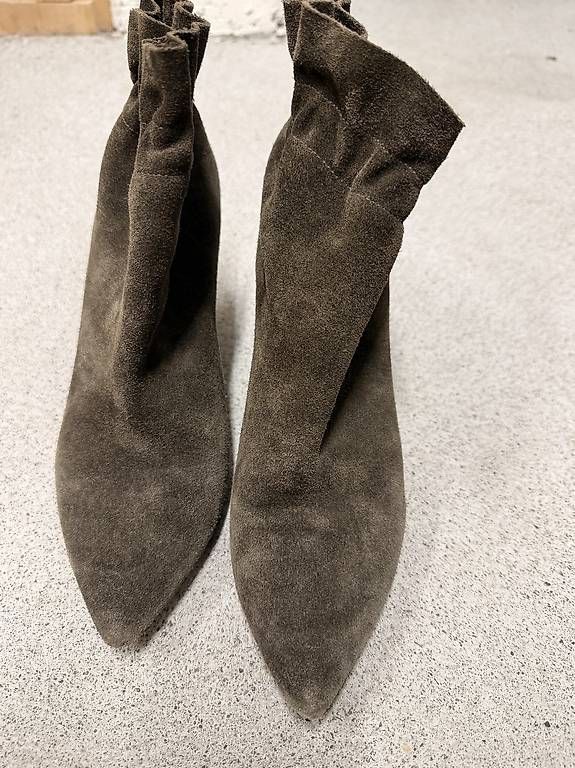 Ash Damenschuhe: ASH Suede Ankle Boots - Dunkeloliv, Grösse 39 – Gebraucht aus Zürich von danamihaela12