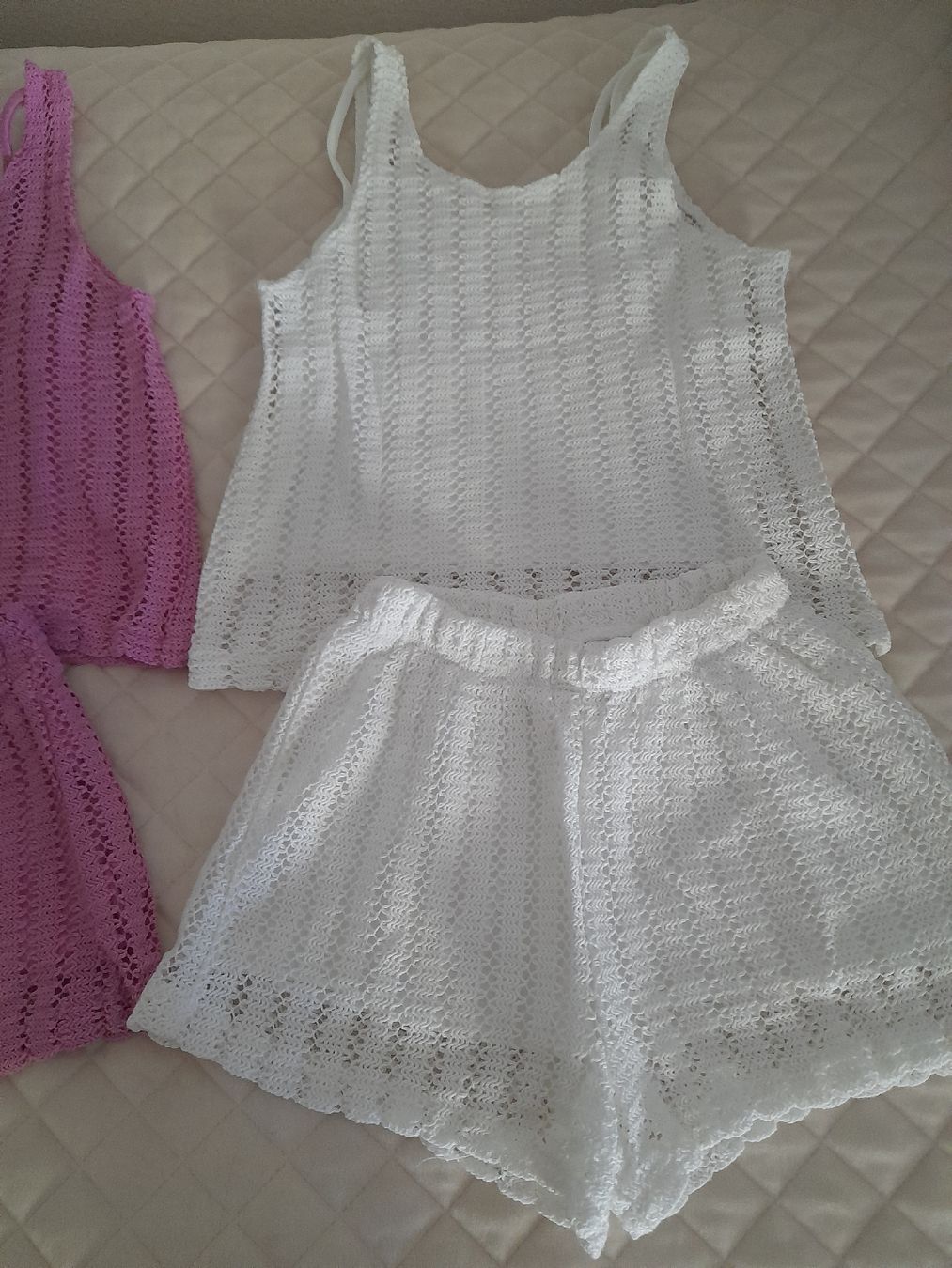 Zara Lotti & Set di vestiti: Sommer set, 2 Tops, 2 Shorts – Usato da Herisau venduto da fc2_f556 1